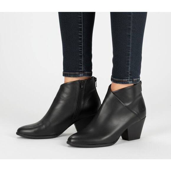 b.o.c. Born Concept Epsom Black Wedge Ankle Booties - Size 10M Vegan Leather - Picture 2 of 12